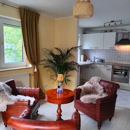 Stilvolles City-apartment Dresden-pieschen Inkl Parkplatz, Balkon, W-lan *