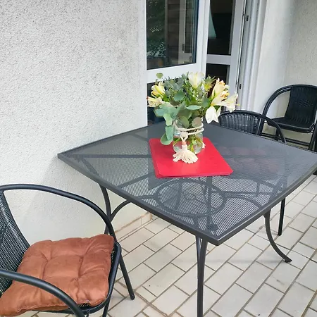 Stilvolles City-apartment Dresden-pieschen Inkl Parkplatz, Balkon, W-lan Appartement