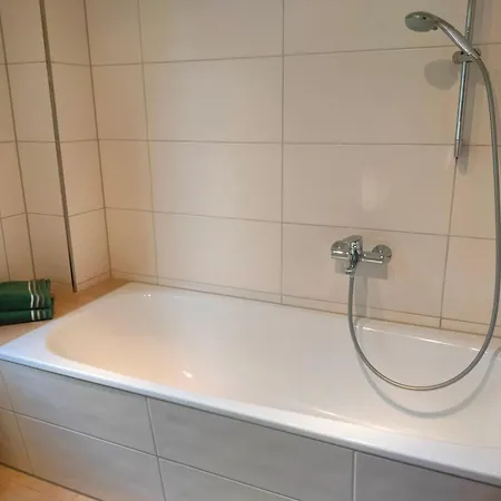 Stilvolles City-apartment Dresden-pieschen Inkl Parkplatz, Balkon, W-lan Dresden