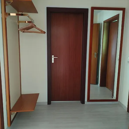 Stilvolles City-apartment Dresden-pieschen Inkl Parkplatz, Balkon, W-lan Dresden